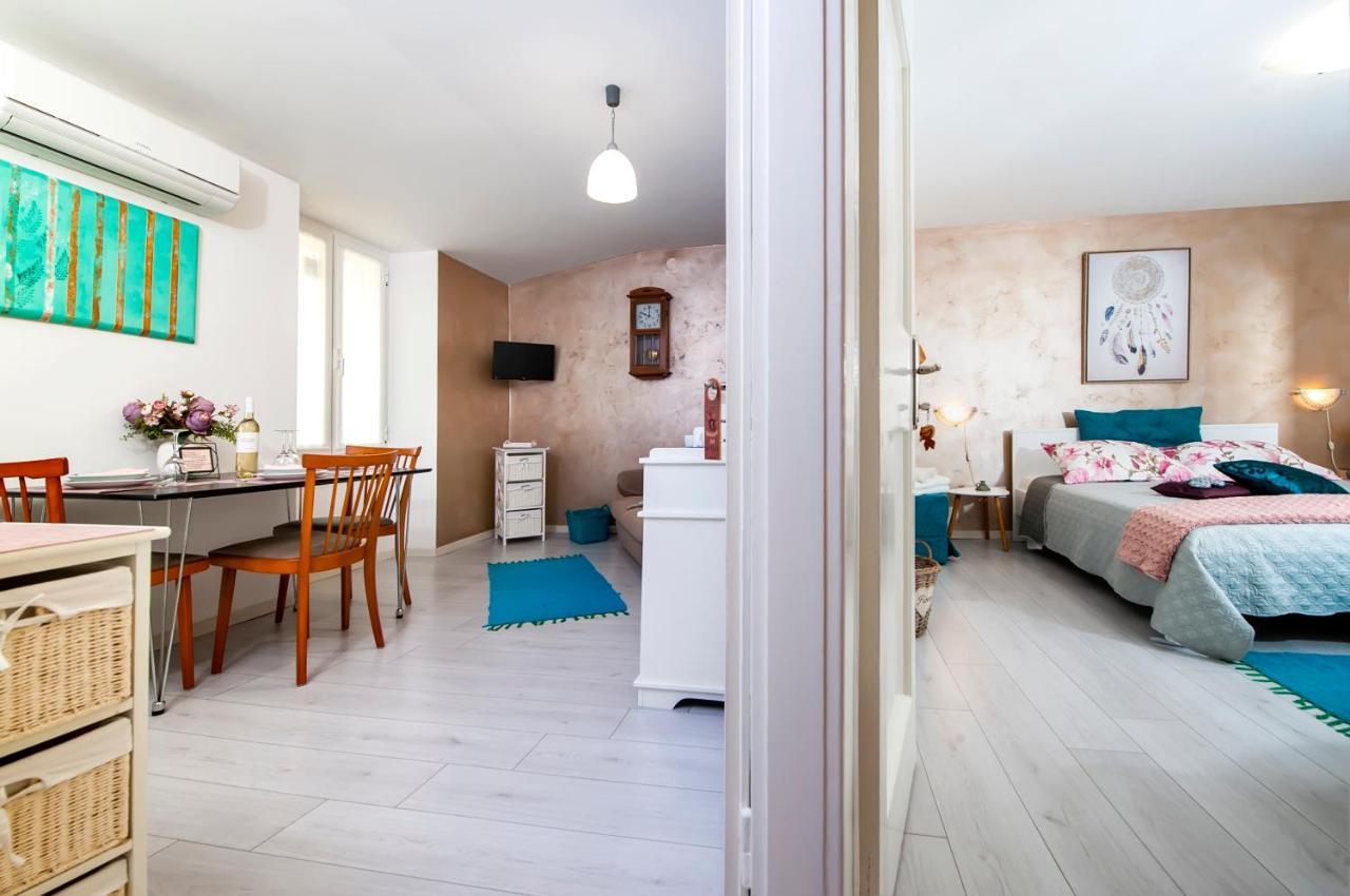 Casa Giuseppina Διαμέρισμα Ρόβινι Εξωτερικό φωτογραφία